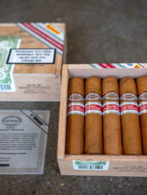 Rafael_Gonzalez_North_Star_Box_of_Cigars_-_EGM_Cigars_480x480